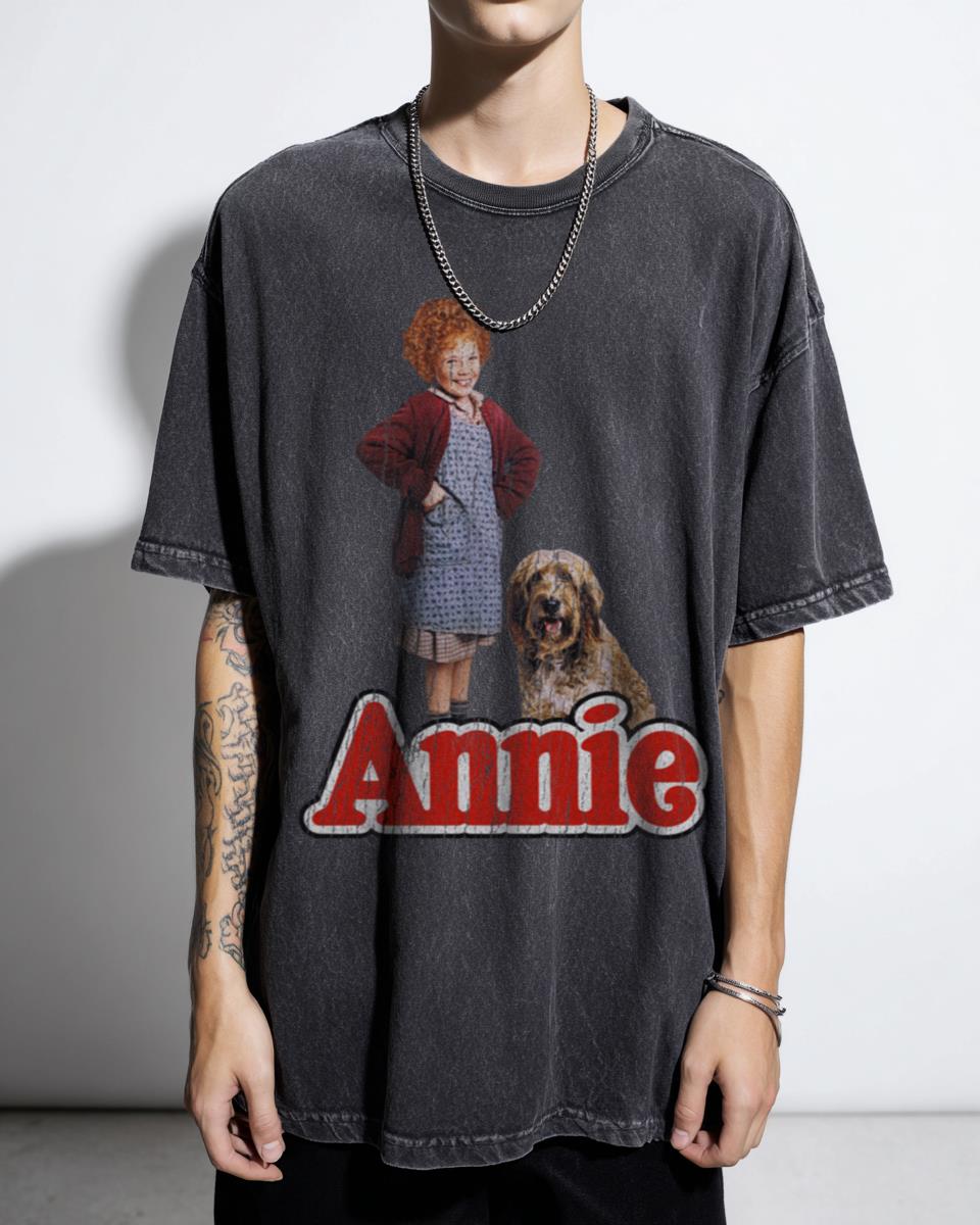 Annie & Sandy T-Shirt - Classic 80s Musical Movie Graphic
