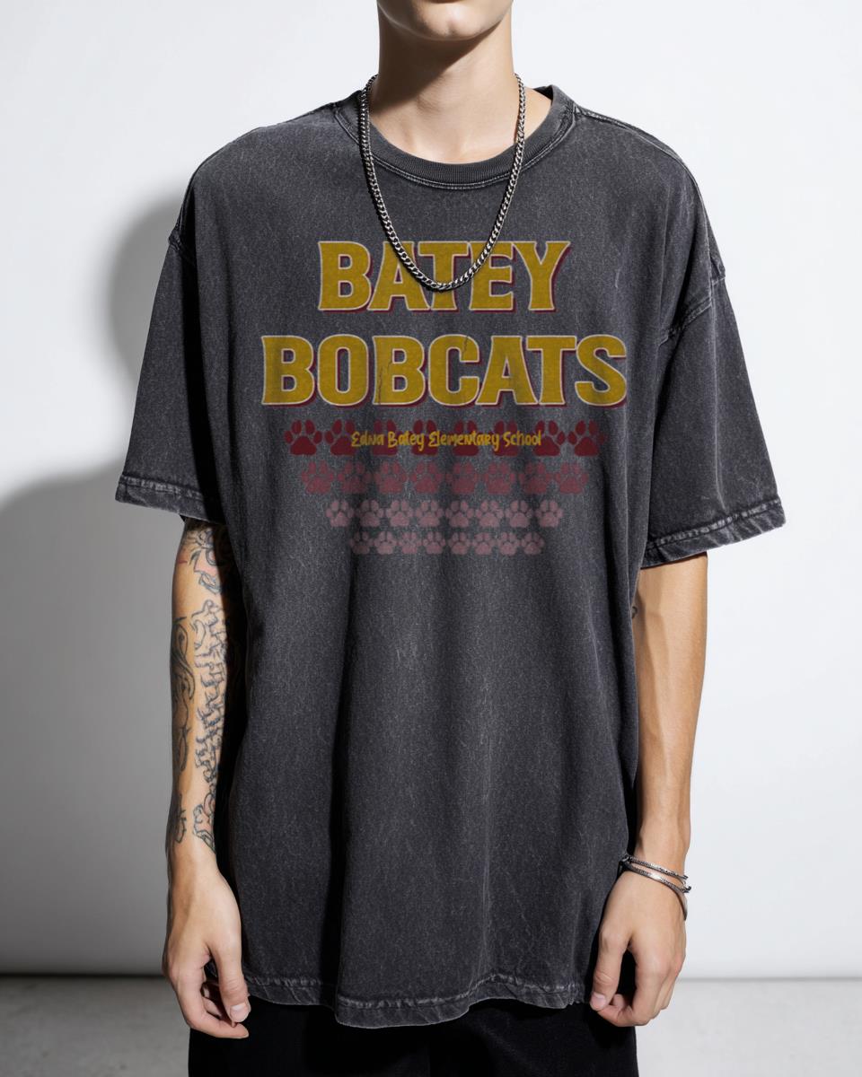Batey Bobcats Family Mascot T-Shirt - Vintage Team Sports Apparel