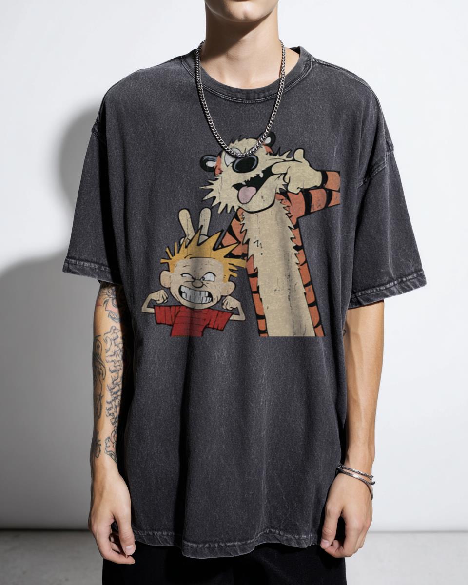 Classic "Calvin and Hobbes" Cartoon T-Shirt - Bill Watterson Comic Adventure