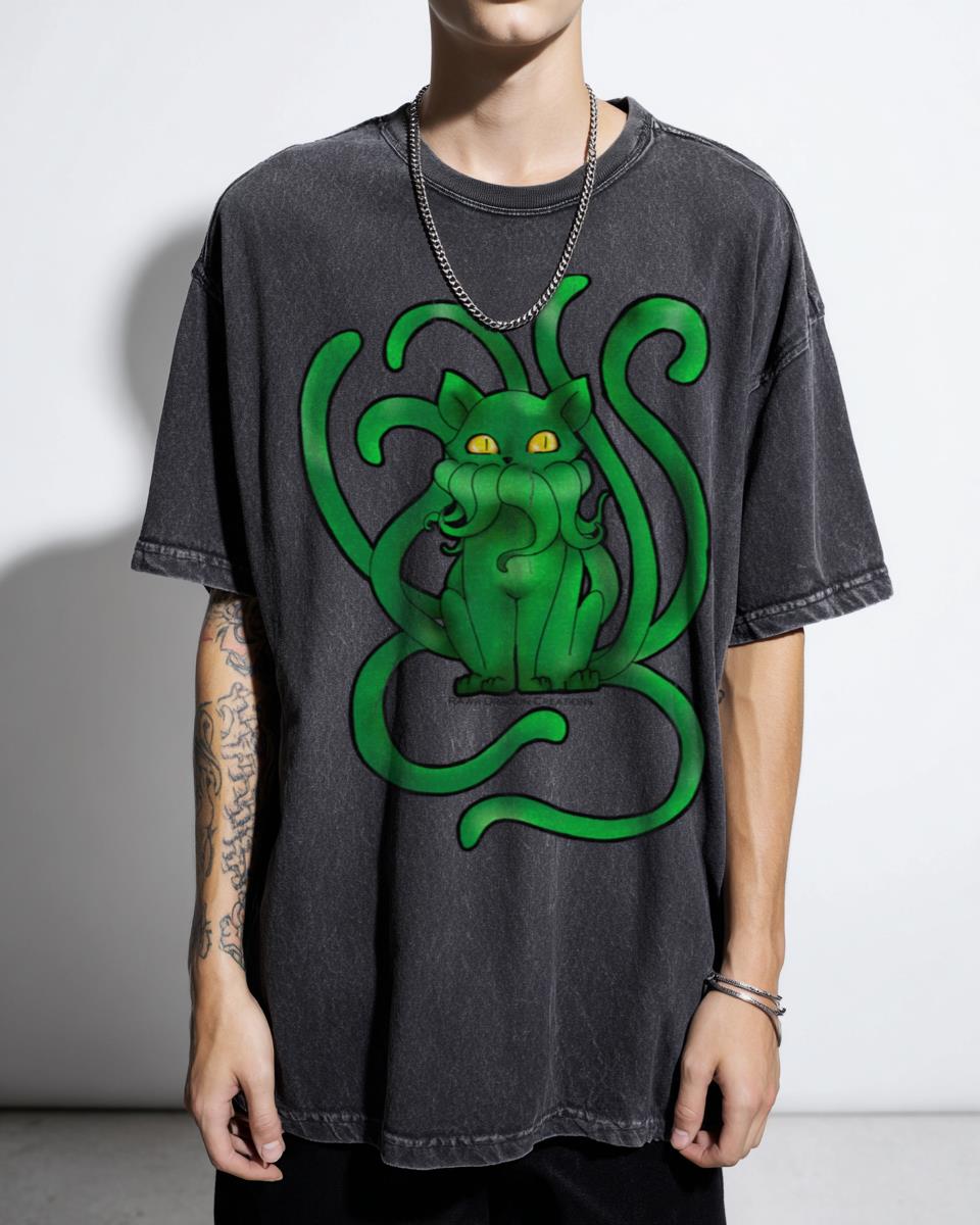 Cthulhu Kitty T-Shirt - Cute Lovecraftian Catthulhu Golden Eyes Art