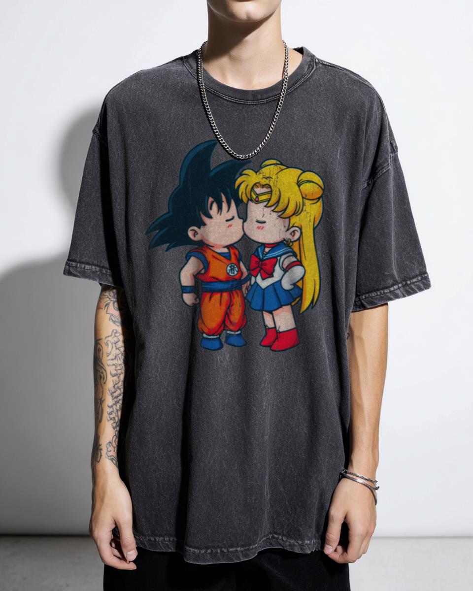 Cute Chibi Goku & Sailor Moon Kiss Anime T-Shirt - 90s Kawaii Fan Art Unisex