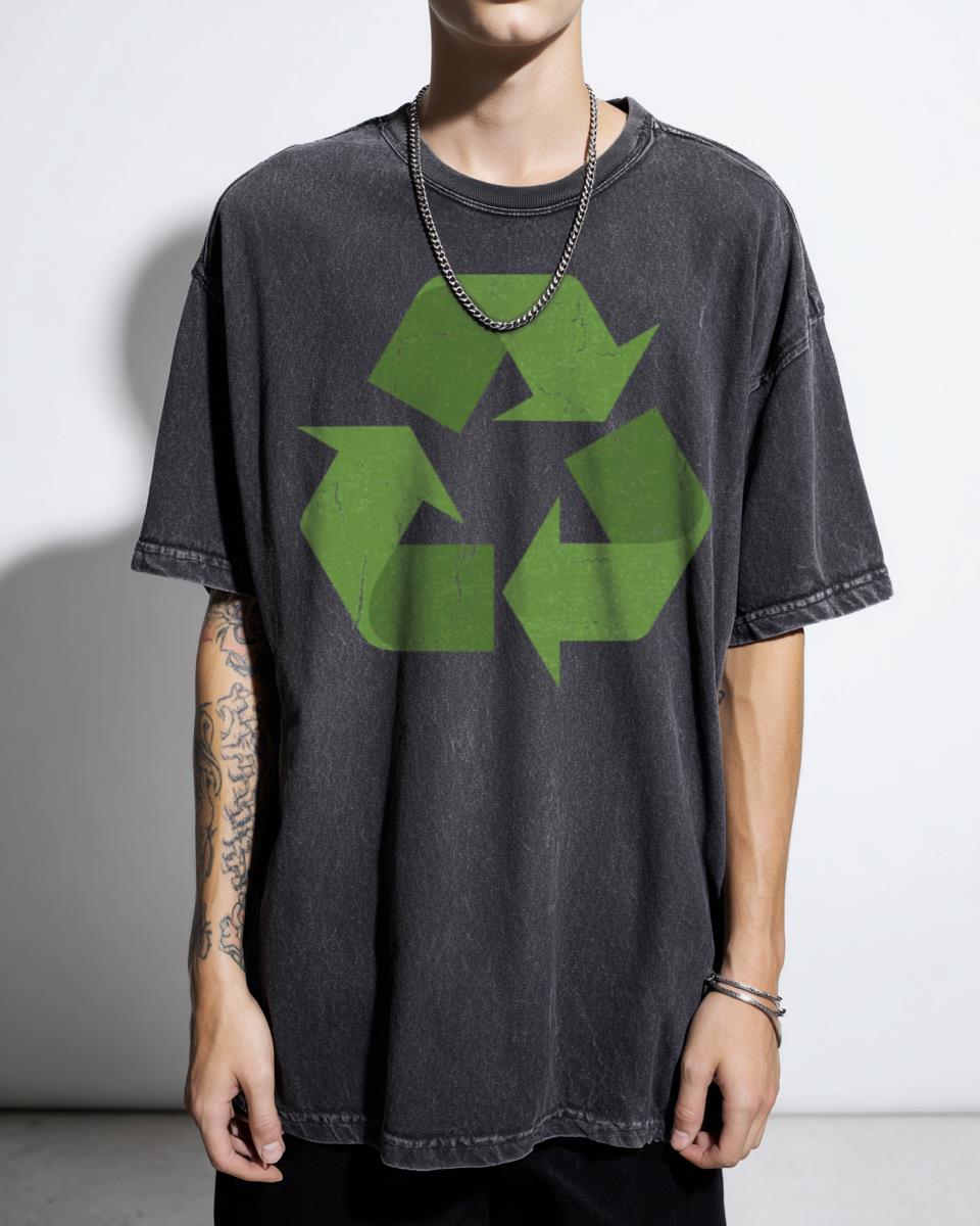 Cute ECO Recycling Symbol Emoji T-Shirt - Funny Environment Protection Graphic
