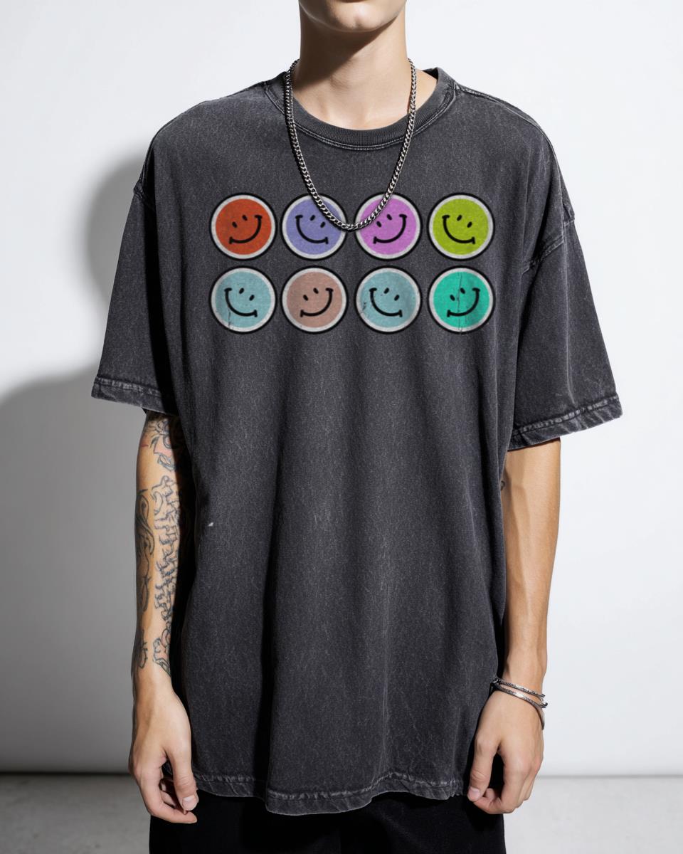 Distorted Smiley Faces Aesthetic T-Shirt - Trendy Vsco Happy Face Graphic