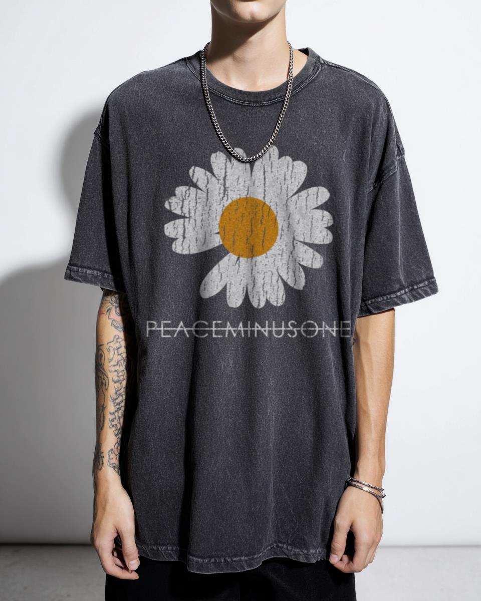 G-Dragon K-Pop Peaceminusone Daisy Icon T-Shirt