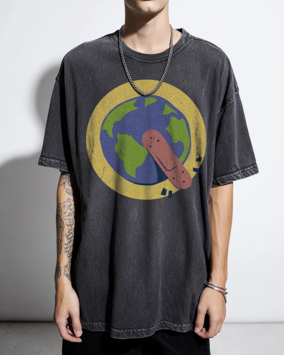 Go Green Earth Planet Solar System T-Shirt - Environmental Awareness Graphic Tee