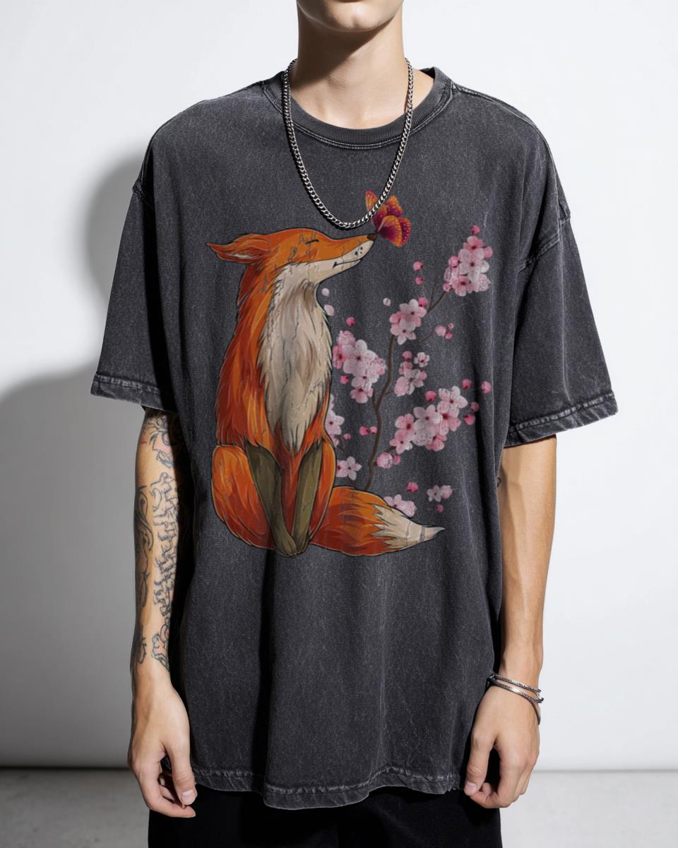 Japanese Kitsune Fox Cherry Blossom T-Shirt - Kawaii Folklore Mythology Unisex