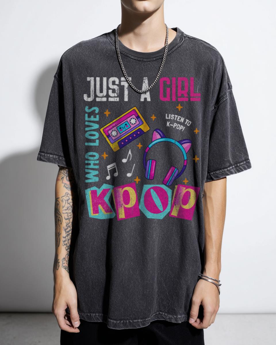 Just A Girl Who Loves Kpop Music T-Shirt - Kawaii Korean Pop Anime Fan Gift