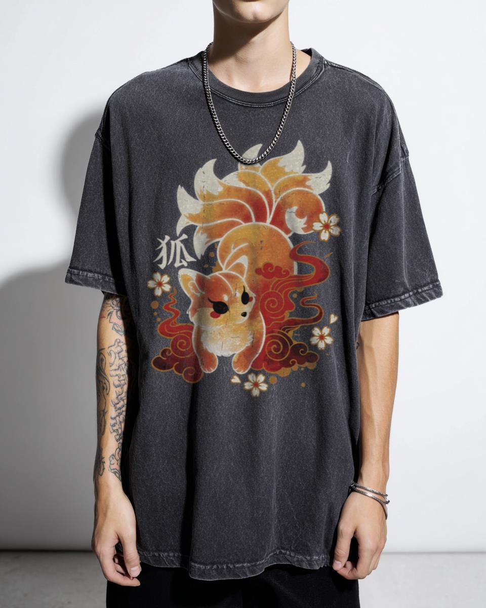 Kawaii Kitsune Nine-Tailed Fox Spirit T-Shirt - Japanese Mythology Cute Animal Unisex