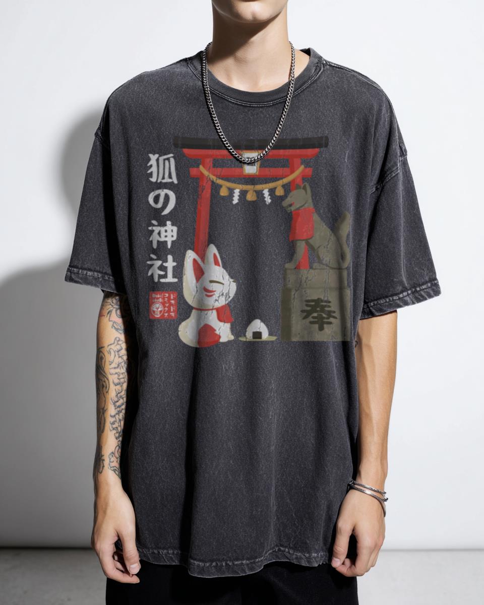 Kitsune Jinja Chibi Shrine Fox Anime T-Shirt - Kawaii Japanese Yokai Manga