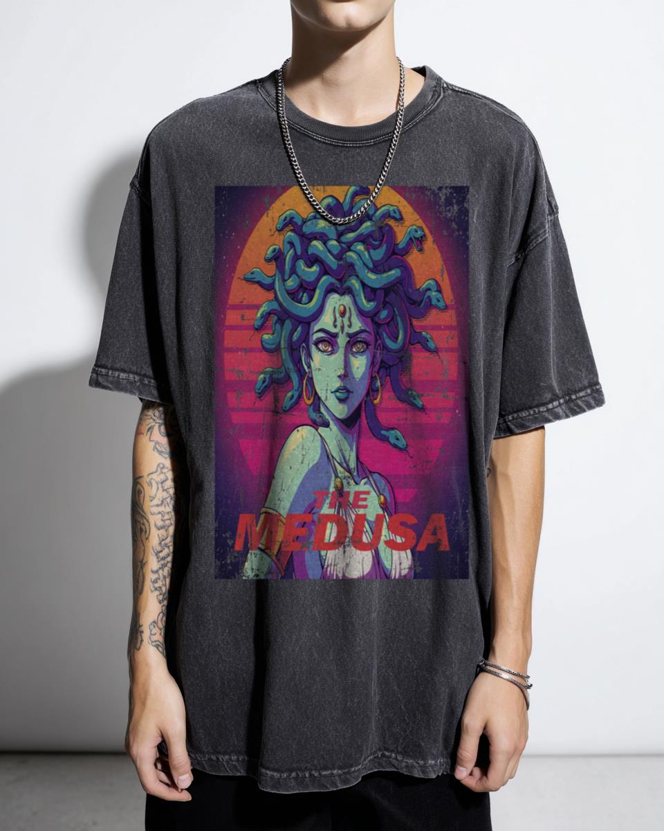 Medusa Gorgon Retro 80s Style T-Shirt - Greek Mythology Vintage Art