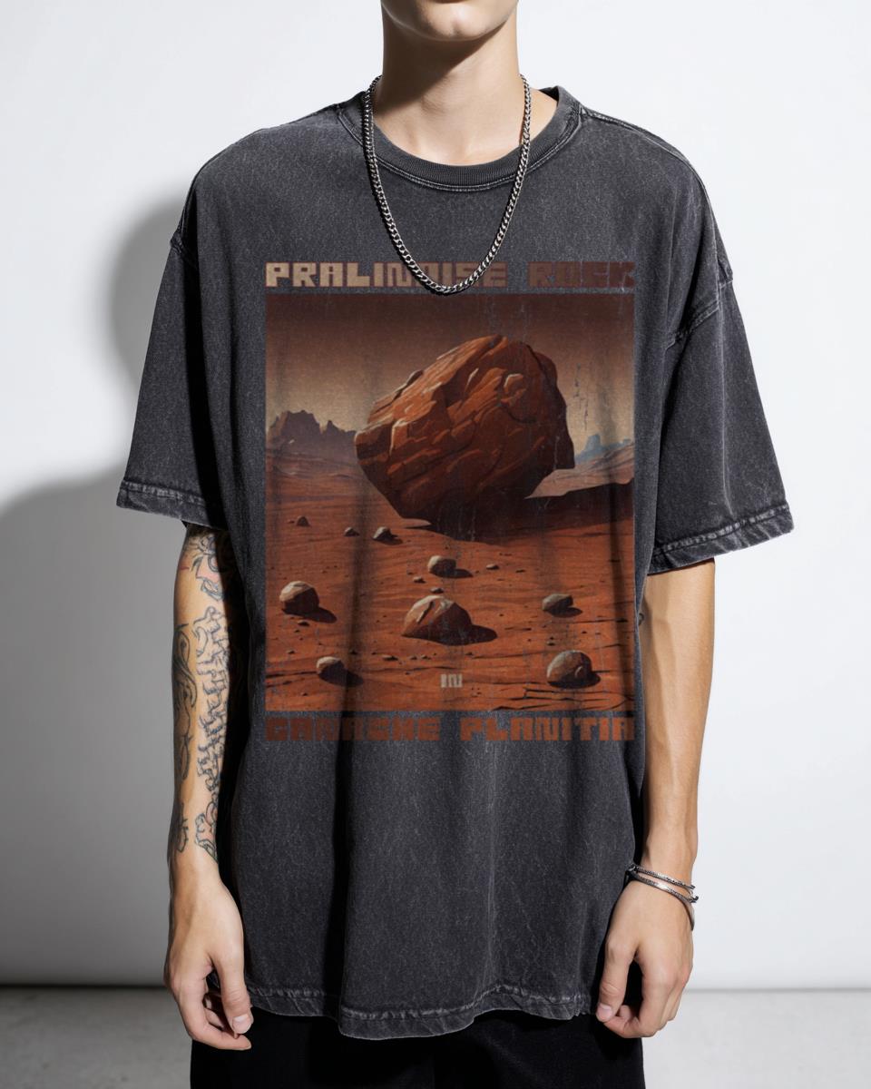 Pralinoise Rock Sci-Fi Imaginary Planet Graphic Tee