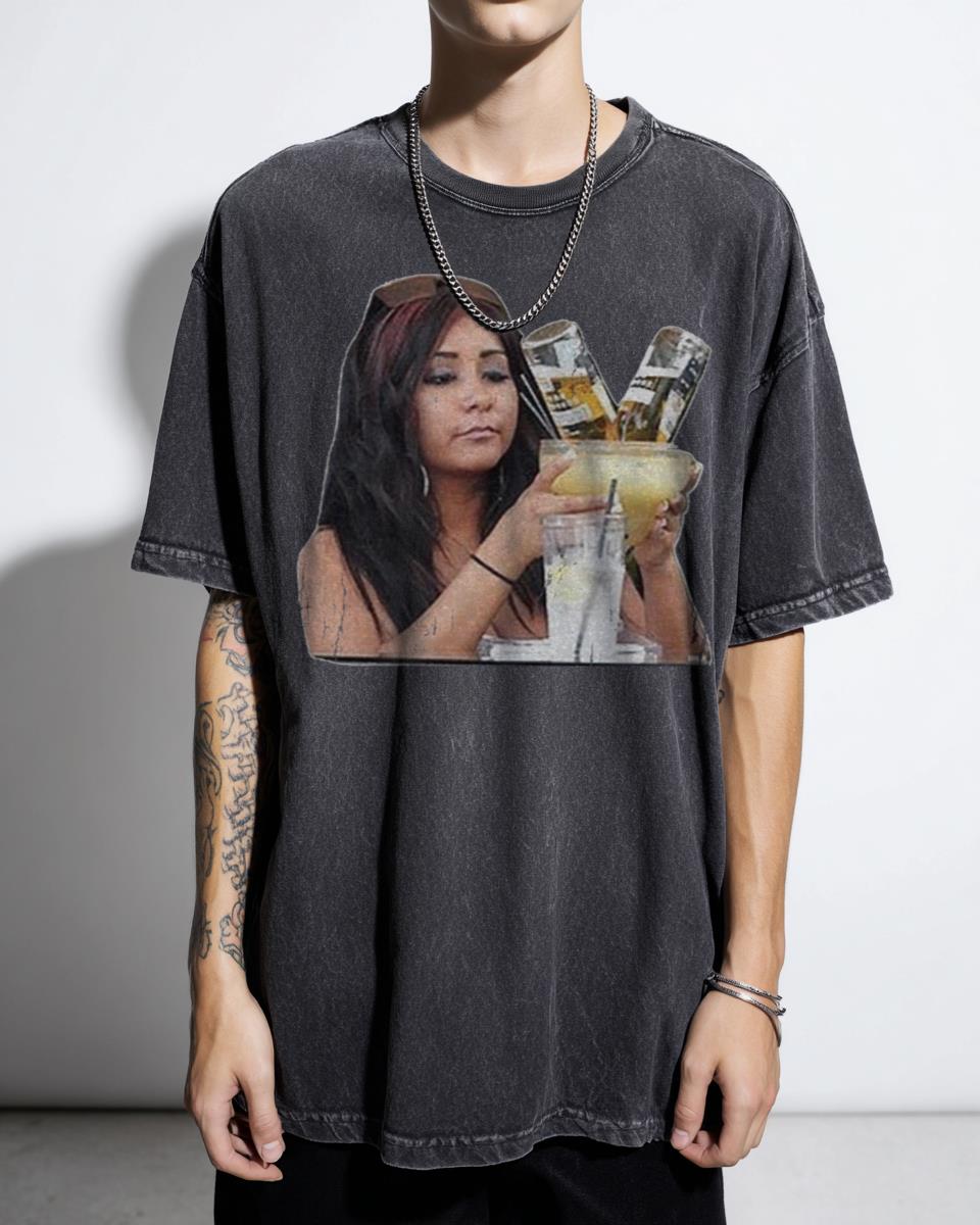 Snooki 'Spiraling' Jersey Shore Reality TV T-Shirt - MTV Pop Culture Meme Apparel
