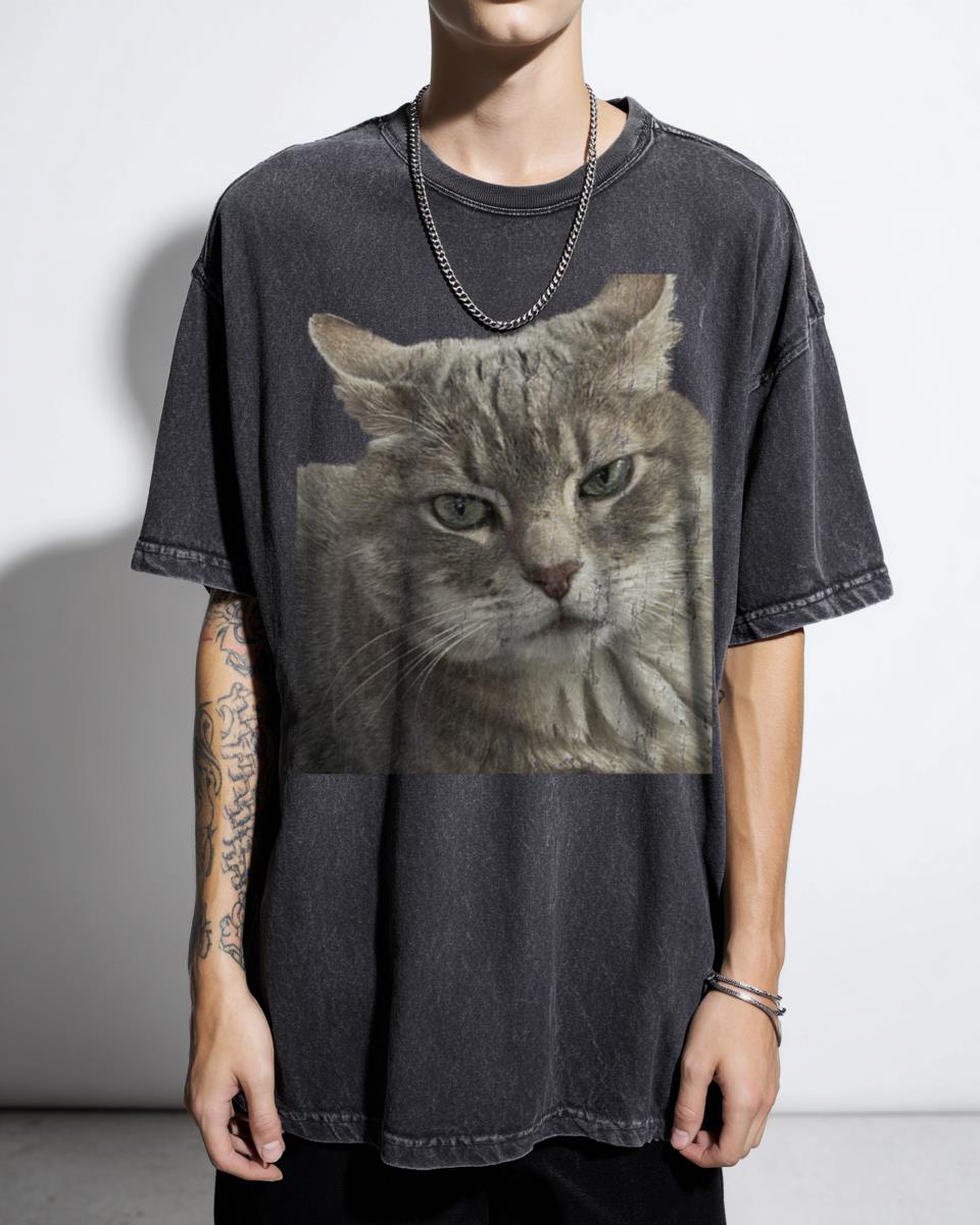 Titan 2 Grey Cat Pet Lover T-Shirt - Feline Animal Art Unisex