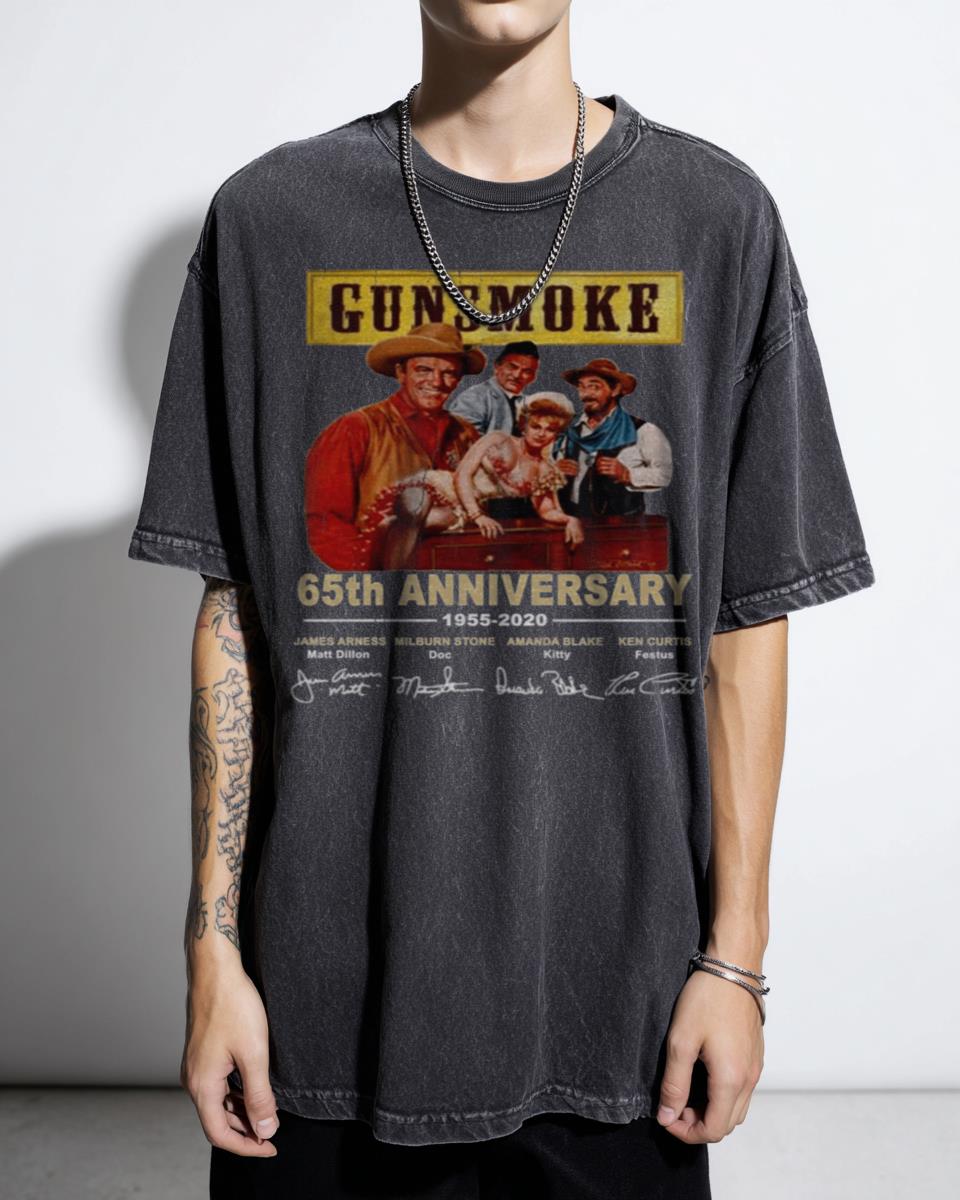 Vash The Stampede Trigun Anime T-Shirt - 'Gunsmoke' 90s Western Manga Art