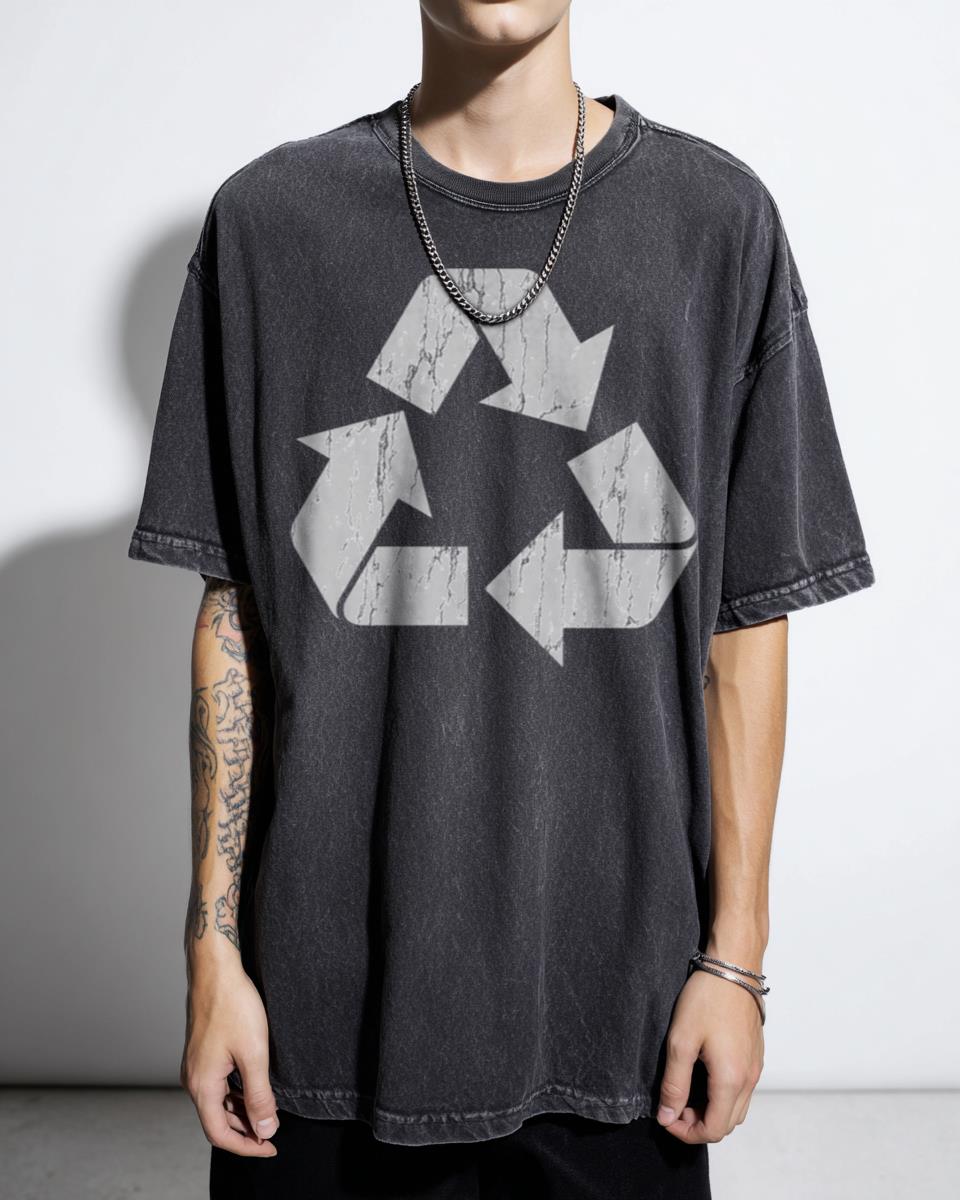 Vintage Recycling Logo Symbol Earth Day T-Shirt - Planet Conservation Eco Unisex