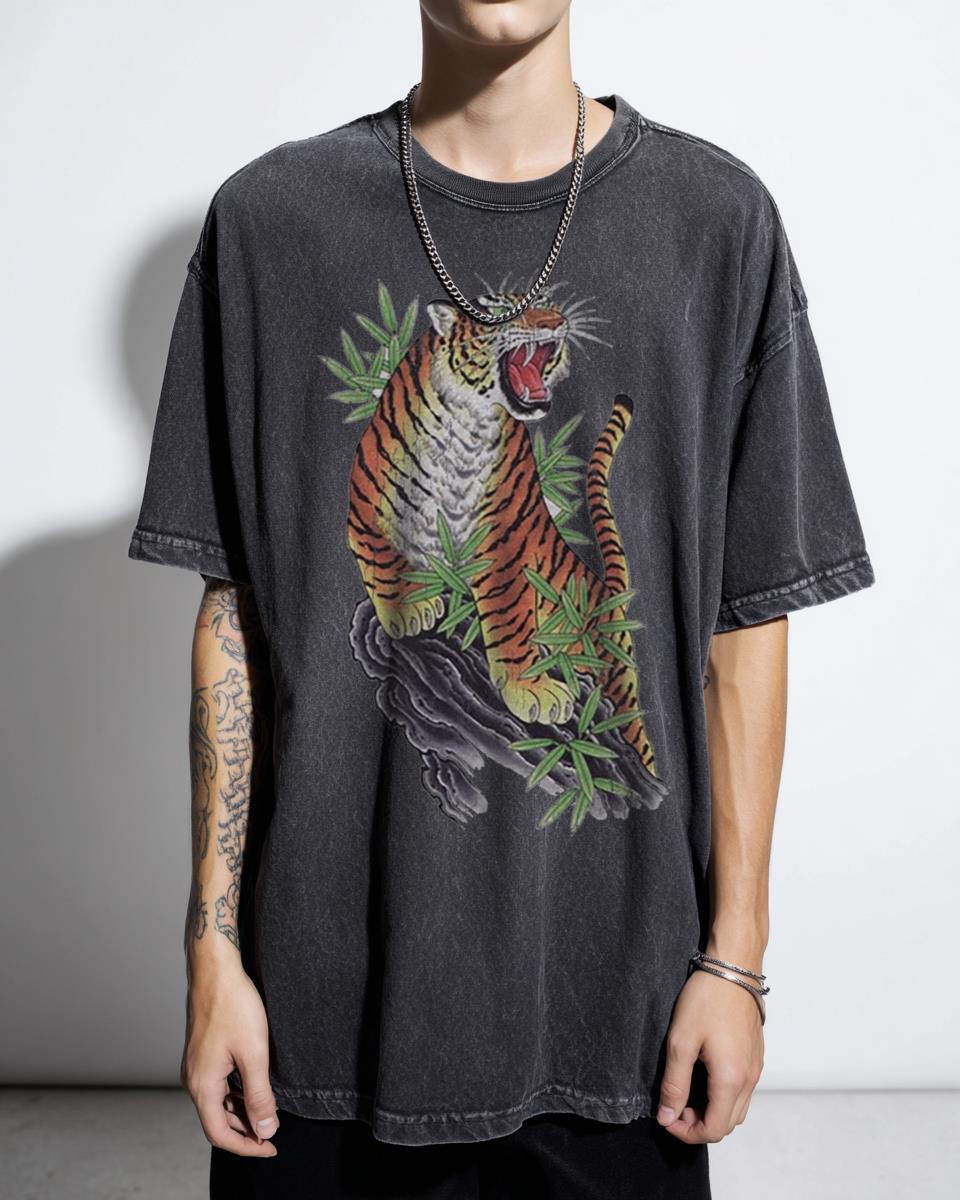 Yakuza Saejima Dragon Tattoo T-Shirt - Japanese Video Game Art for Gamers